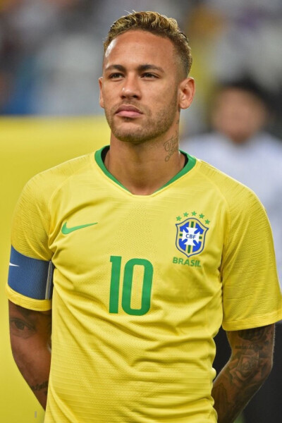 目上的强劲 目上的强劲