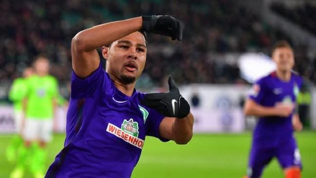 转向了球员 转向了球员