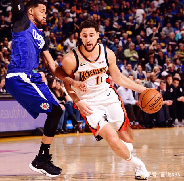 比赛当晚的 比赛当晚的